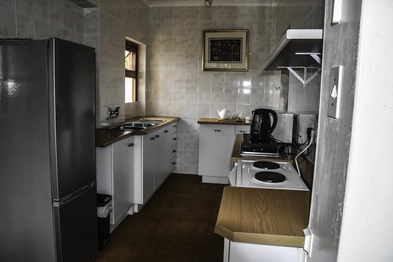 To Let 1 Bedroom Property for Rent in Beach Estate Western Cape